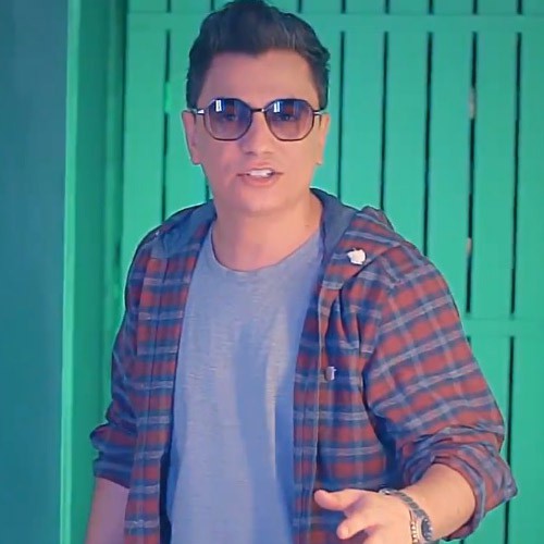 محسن ابراهیم زاده طاقچه بالا